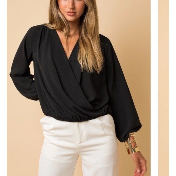 Everly Highline Blouse Wrap Front Batwing Sleeve Soft Modal Size Medium - Picture 7 of 7